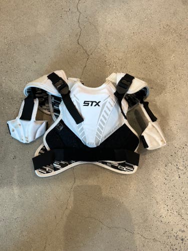 Medium Adult STX Stallion 400 Shoulder Pads (Used)