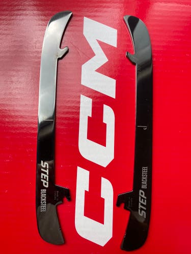 CCM Black Step Steel 230 mm (New)