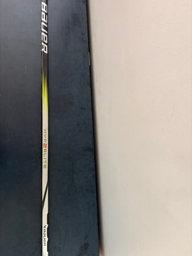 Used Bauer Hyperlite 2 Stick 77 flex, P28.