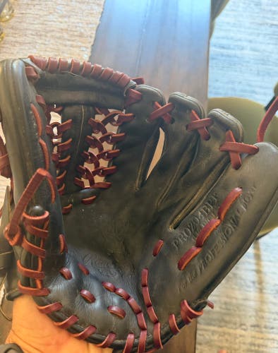 Rawlings Heart of the Hide Infield Baseball Glove (Used)