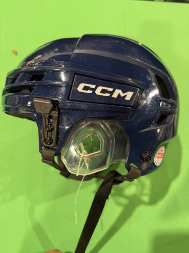 Blue Small CCM Tacks 720 Helmet (Used)