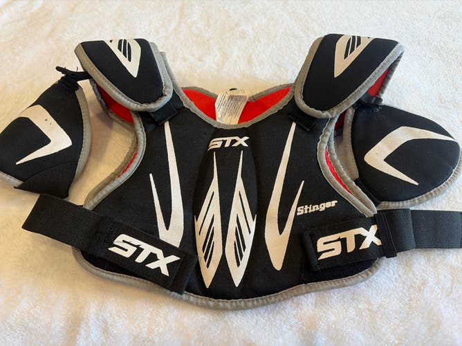 Small Youth STX Stinger Shoulder Pads (Used)