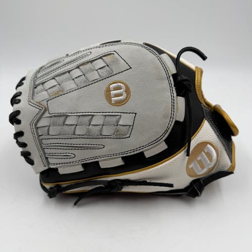 Wilson A2000 V125 12.5 Lefty Outfield Baseball Glove
