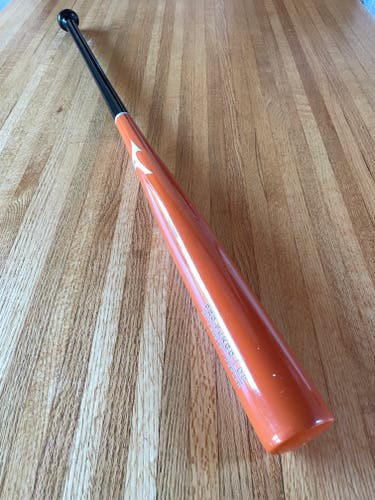 Mizuno Pro Fungo 37" Coaches Practice Bat for Hitting Fly Balls and Grounders - Excellent Condition