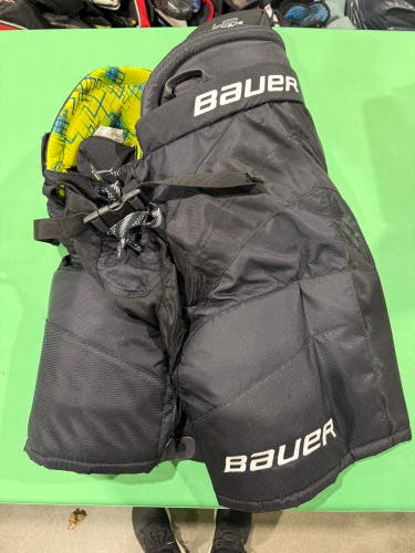 Black Junior Large Bauer HP Elite Hockey Pants (Used)