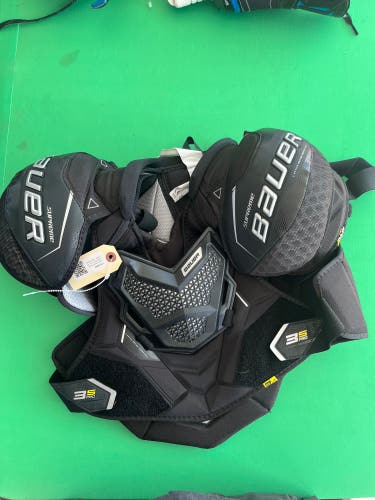 Large Senior Bauer Supreme 3S Pro Shoulder Pads (Used)