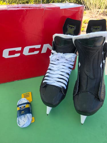 Senior CCM Tacks XF Pro Hockey Skates Regular Width 11 (Used)