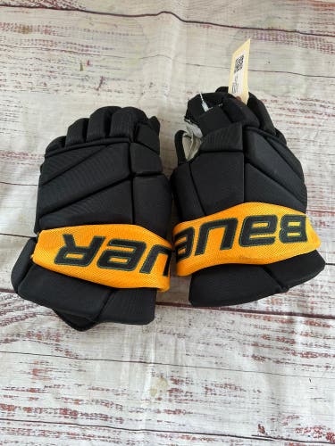 Black Senior Bauer Vapor Elite Gloves 14" (Used)