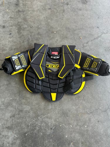 Junior Large/Extra Large CCM Premier Goalie Chest Protector (Used)