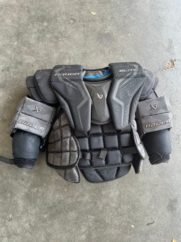 Intermediate Small Bauer Elite Goalie Chest Protector (Used)