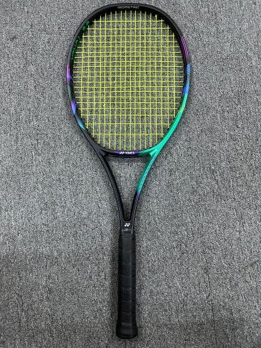 Yonex Vcore Pro 97D Tennis Racquet Grip 4 1/4 18x20