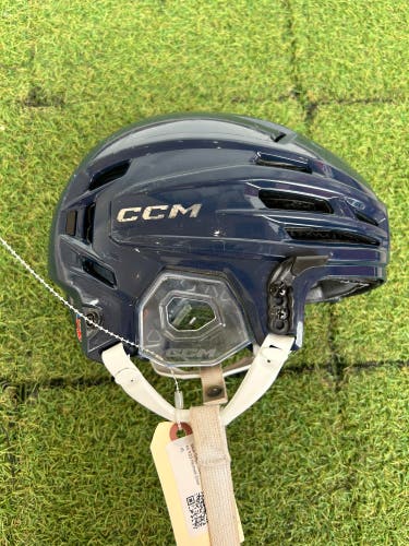 Blue Small CCM Tacks 920 Helmet (Used)
