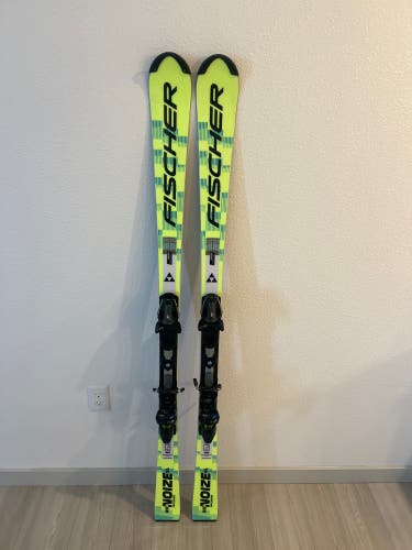 Men's 2025 Fischer RC4 WC SL 165 cm Racing Skis With Bindings Max Din 13 (Used)