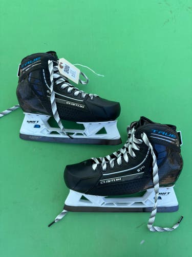 Intermediate True SVH Custom Pro Hockey Goalie Skates Size 5