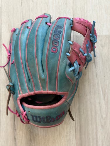 Wilson A2000 1786 RH Throw Infield Baseball Glove 11.5" (Used)