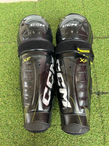 Senior CCM XF Shin Pads 15" (Used)