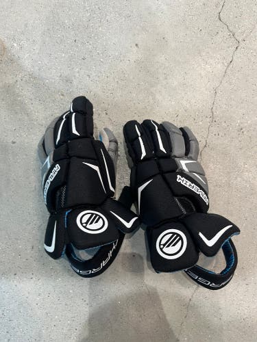 Black 13" Maverik Charger Lacrosse Gloves (Used)