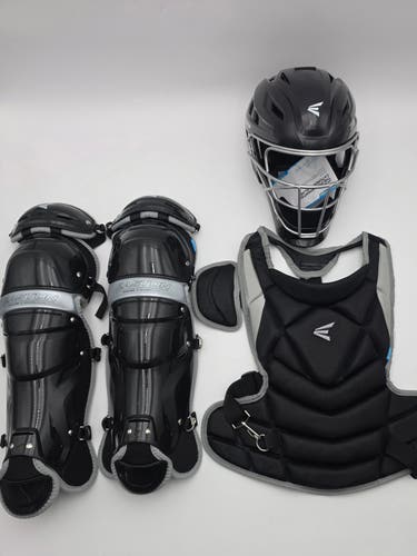 Easton Jen Schro The Fundamental Softball Fastpitch Catcher's Set Black Size Medium (New)