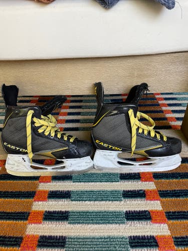 Easton Stealth 65S Hockey Skates Regular Width Size 5.5 (Used)