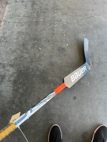 Junior Bauer Vapor X2.5 Goalie Stick Full Right (Used)