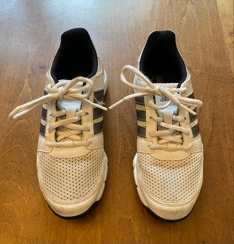 Adidas Junior Golf Shoes – US Size 3 | White/Silver | Traxion Cleats