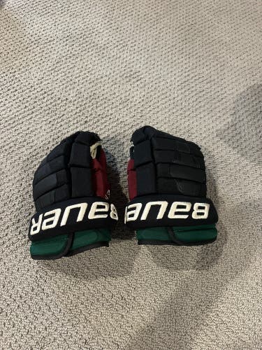 Bauer Nexus Gloves 13" Clayton Keller Pro Stock (very lightly used)