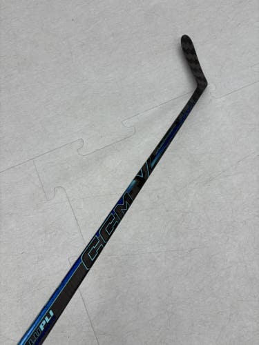 Junior CCM Vizion Hockey Stick Left Hand P28 40 Flex