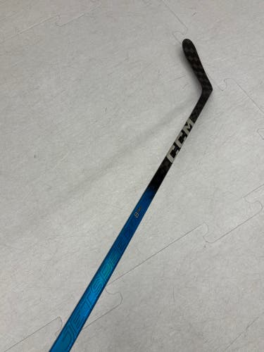 Intermediate CCM JetSpeed FT8 Pro Hockey Stick Left Hand P28 55 Flex | 64"