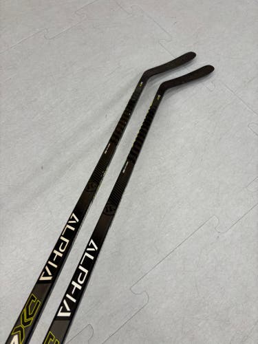 2 Pack - Senior Warrior Alpha DX4 Hockey Sticks RH W88 75 Flex | 66.5"