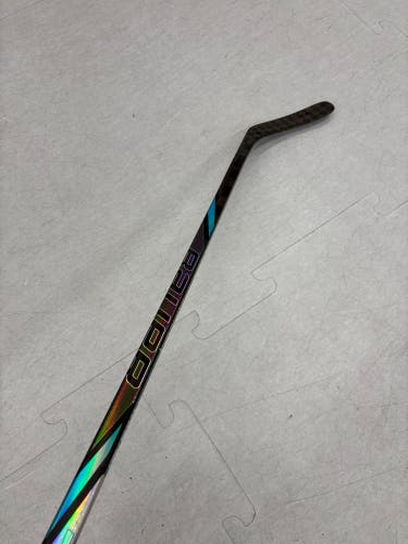 Intermediate Bauer Nexus Tracer Hockey Stick Right Handed P88 65 Flex | 62.5"