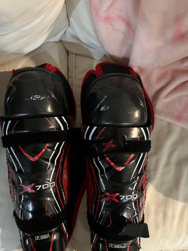 Senior Bauer Vapor X700 13" Shin Pads (Used)