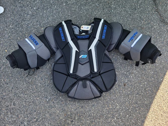 Intermediate Medium Vaughn Velocity V9 Goalie Chest Protector