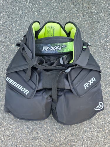 Intermediate Small / Medium Warrior Ritual X4 Hockey Goalie Pants