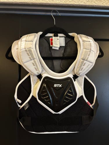 Large Adult STX Stallion 900 Shoulder Pads (New)