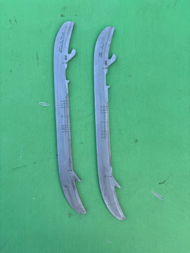 Bauer Fly-X Replacement Steel Blades 230 mm