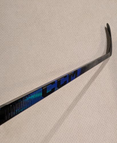 Junior CCM Ribcor Trigger 10 Pro Right Handed Hockey Stick P28+1/4 50 Flex (Used)