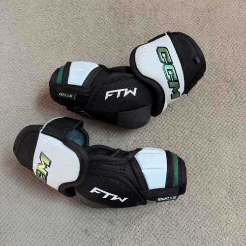 Senior Medium CCM JetSpeed FTW Elbow Pads (Used)