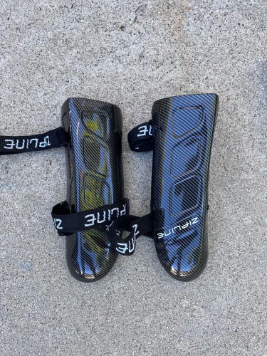One Size Fits All Zipline Shin Guards (Used)