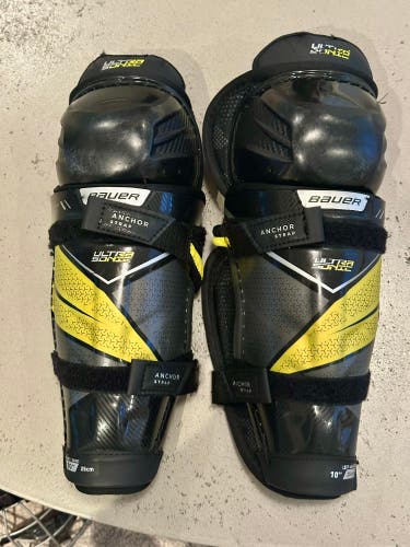 Youth Bauer Supreme Ultrasonic 10" Shin Pads (Used)