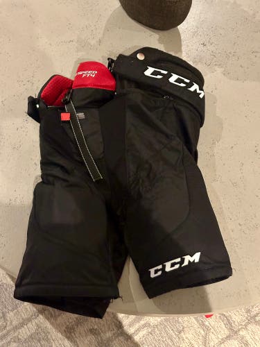 Junior Large CCM JetSpeed FT4 Hockey Pants (Used)