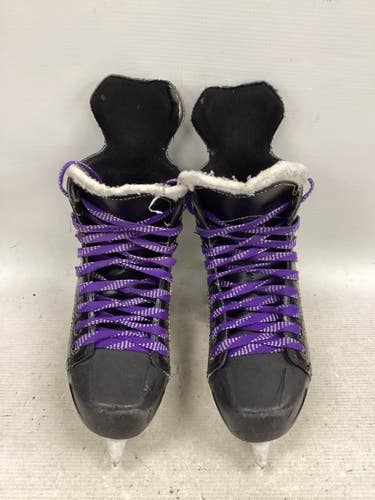 Used CCM TACKS 9040 SKATES Junior Hockey Skate Junior 03 11851-S000053203