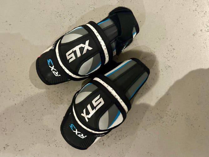 Large Youth STX Surgeon 400 Arm Pads (Used)