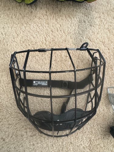 Bauer (Used) True Vision Adult Medium