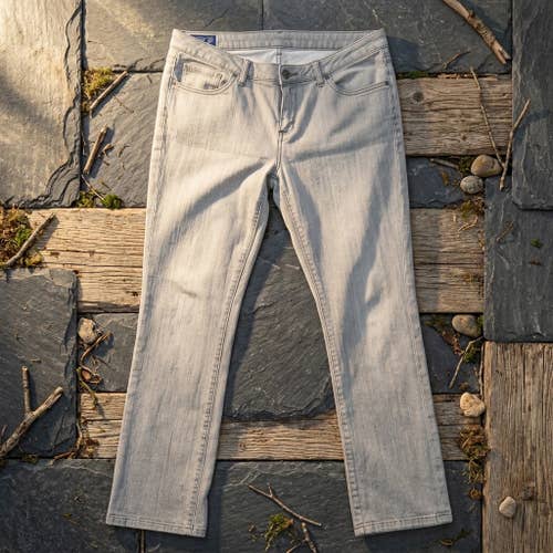Patagonia Women's 31 Jeans Grey Straight Leg Gorpcore Cabincore Grunge Y2K