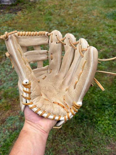 Outfield RH Marucci Oxbow Baseball Glove 12.5" (Used)