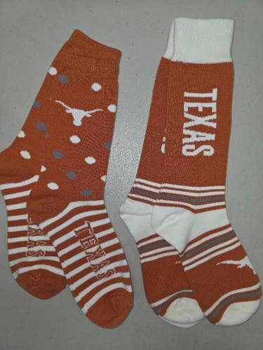 ST14 Mens NCAA TEXAS LONGHORNS Crew Socks Lot of 2 Pair MEDIUM New