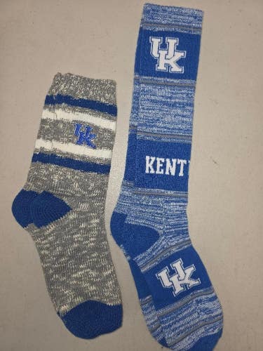 ST62 Mens NCAA KENTUCKY WILDCATS Crew Socks Lot of 2 Pair LARGE New