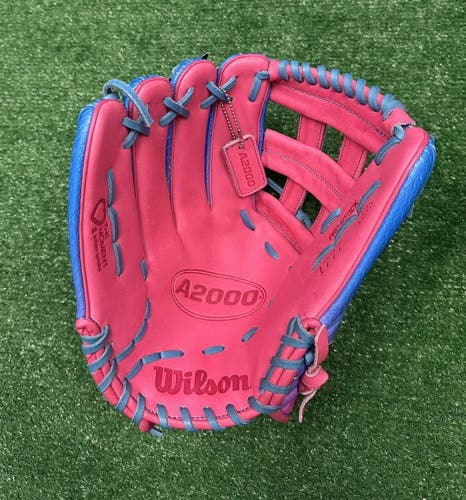 2025 Wilson A2000 LH Outfield Baseball Glove 12.75" (New)