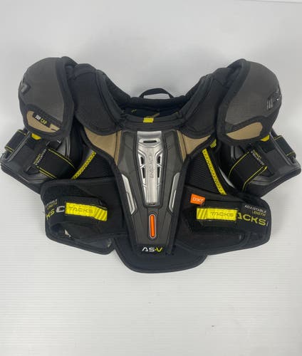 Used Junior Small CCM Tacks AS-V Shoulder Pads