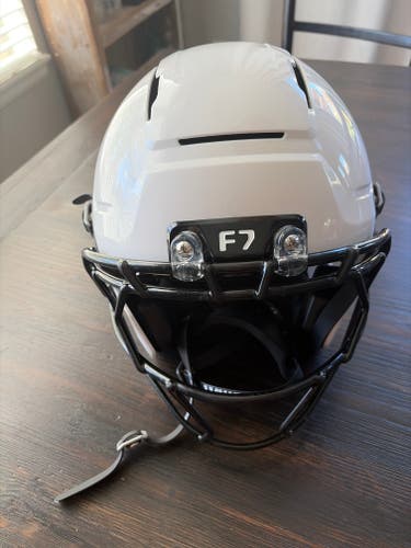 White Youth Extra Large Schutt F7 Helmet (New)